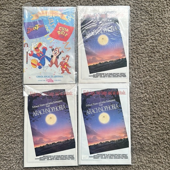 Disney Comic Book Set with Blue and Red Covers - Picture 2 of 6